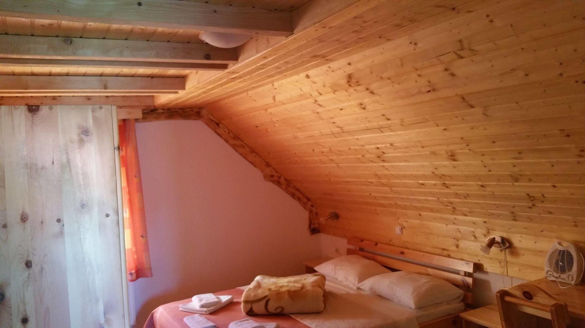 Guest House Plitvice Waterfall Plitvička Jezera Dış mekan fotoğraf